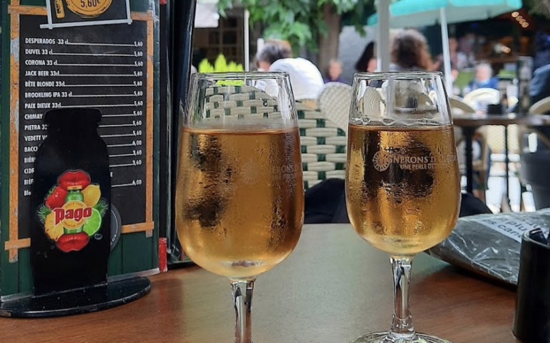 Où boire un verre après le surf ? Nos spots préférés sur l’île d’Oléron